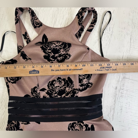 Nordstrom dress. City Studio Size 1 Teen Section - Picture 3 of 6